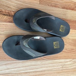 Reef Sandals Size 10